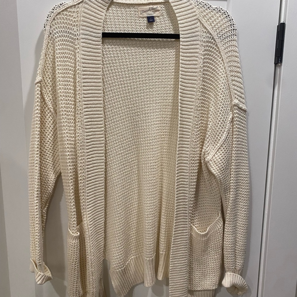 Universal Thread Women's Cream Knit Cardigan